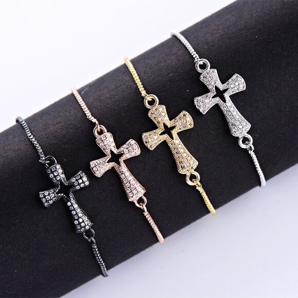 Yellow Gold Cross Bracelet - Picture 5 of 5